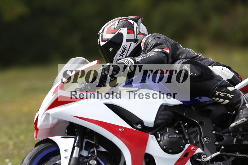 /37 28.07.2025 Dunlop Ride und Test Day ADR/Trackday Erfahren gelb Trackday schnell  rot/44
